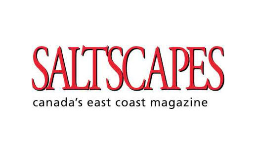 在红色和绿色标志写读Saltscapes,加拿大东海岸的杂志。”